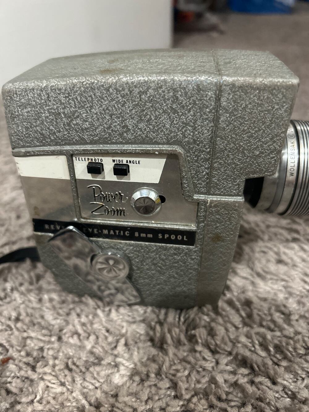 Vintage Revere Power Zoom 8mm camera model 116b untested